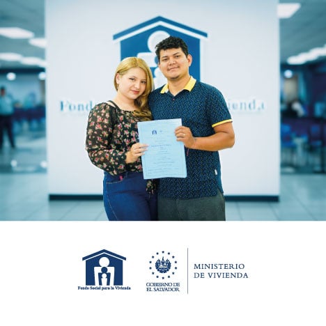 Imagen de cliente escriturando